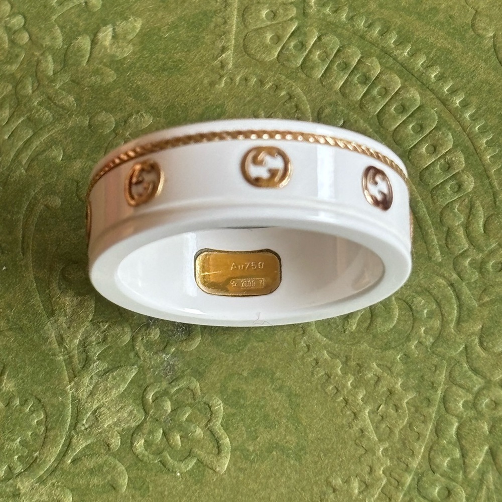Gucci icon collection 18k gold ring size 7 $920 - Picture 4 of 10